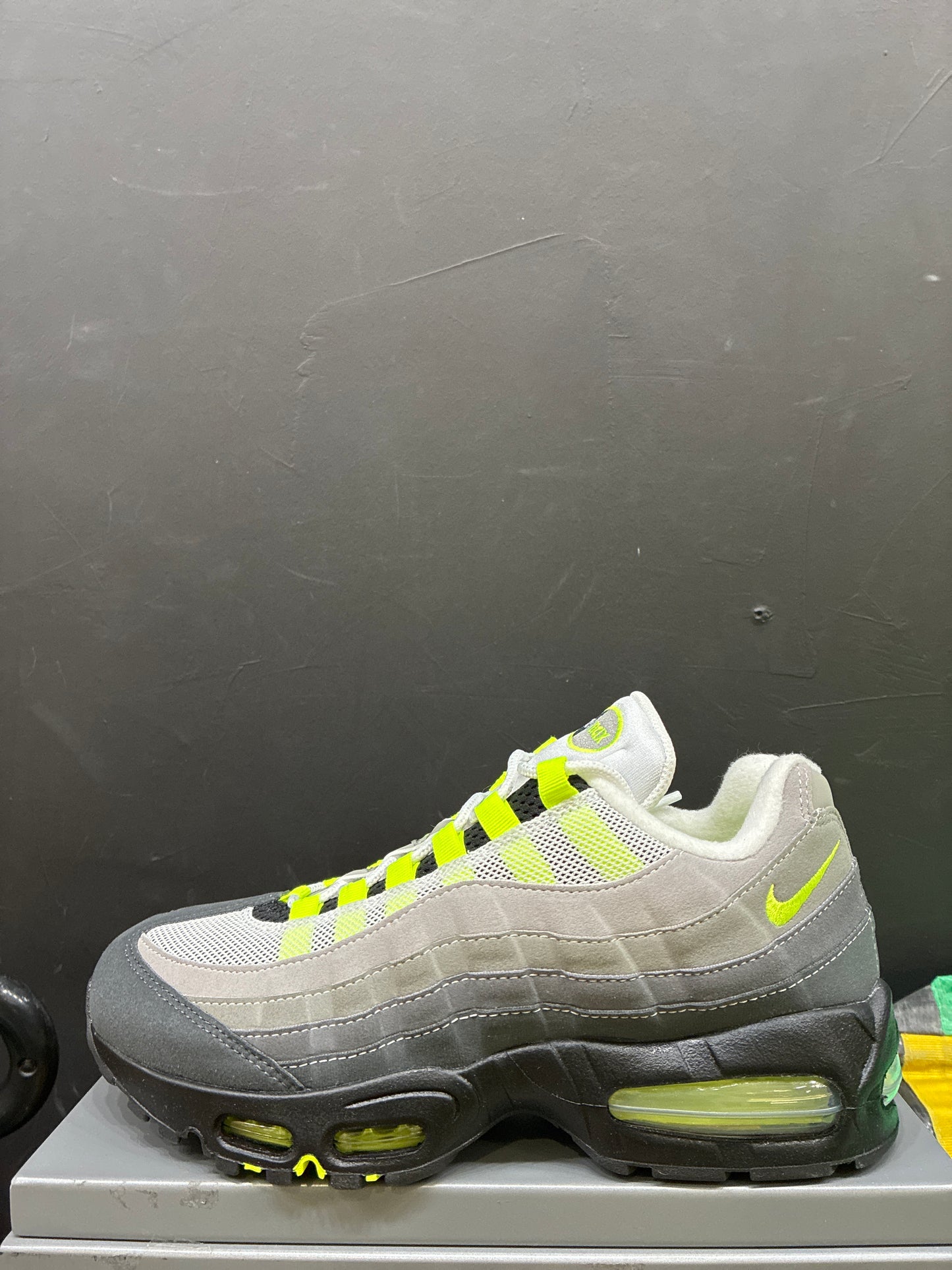 Nike Air Max 95 OG Big Bubble Neon 2026