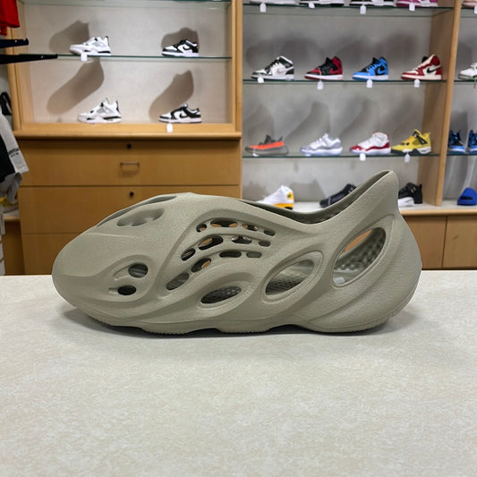 Yeezy Foam Runner Stone Salt