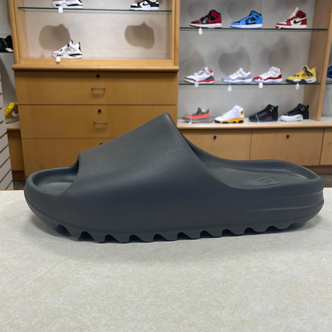 Yeezy Slide Granite