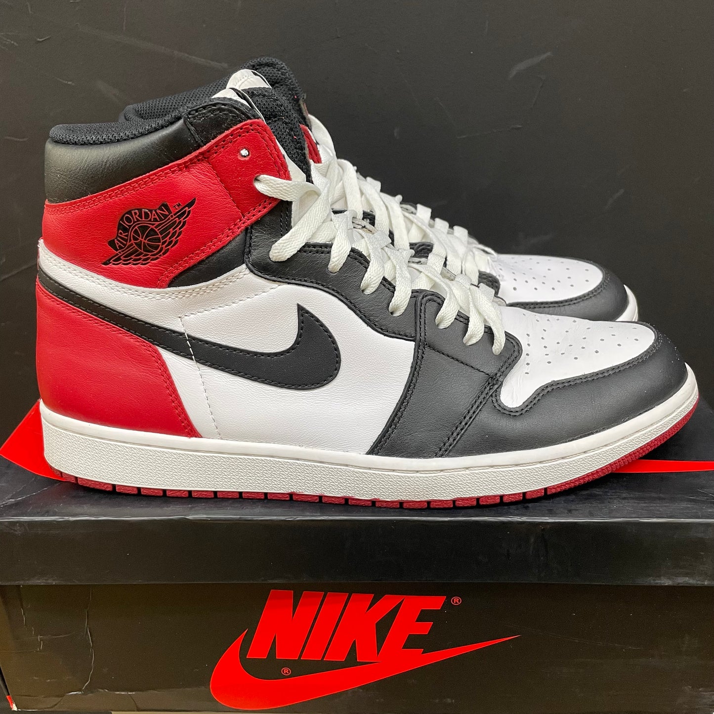 Jordan 1 Black Toe 2016 (Used)